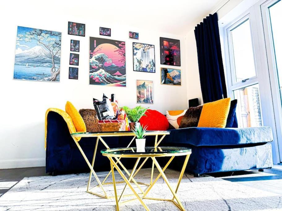 Contractors, Families, Tourists & Groups Welcome Sleeps Upto 9, Garden, Pet Allowed, Parking Included! Бирмингем Экстерьер фото